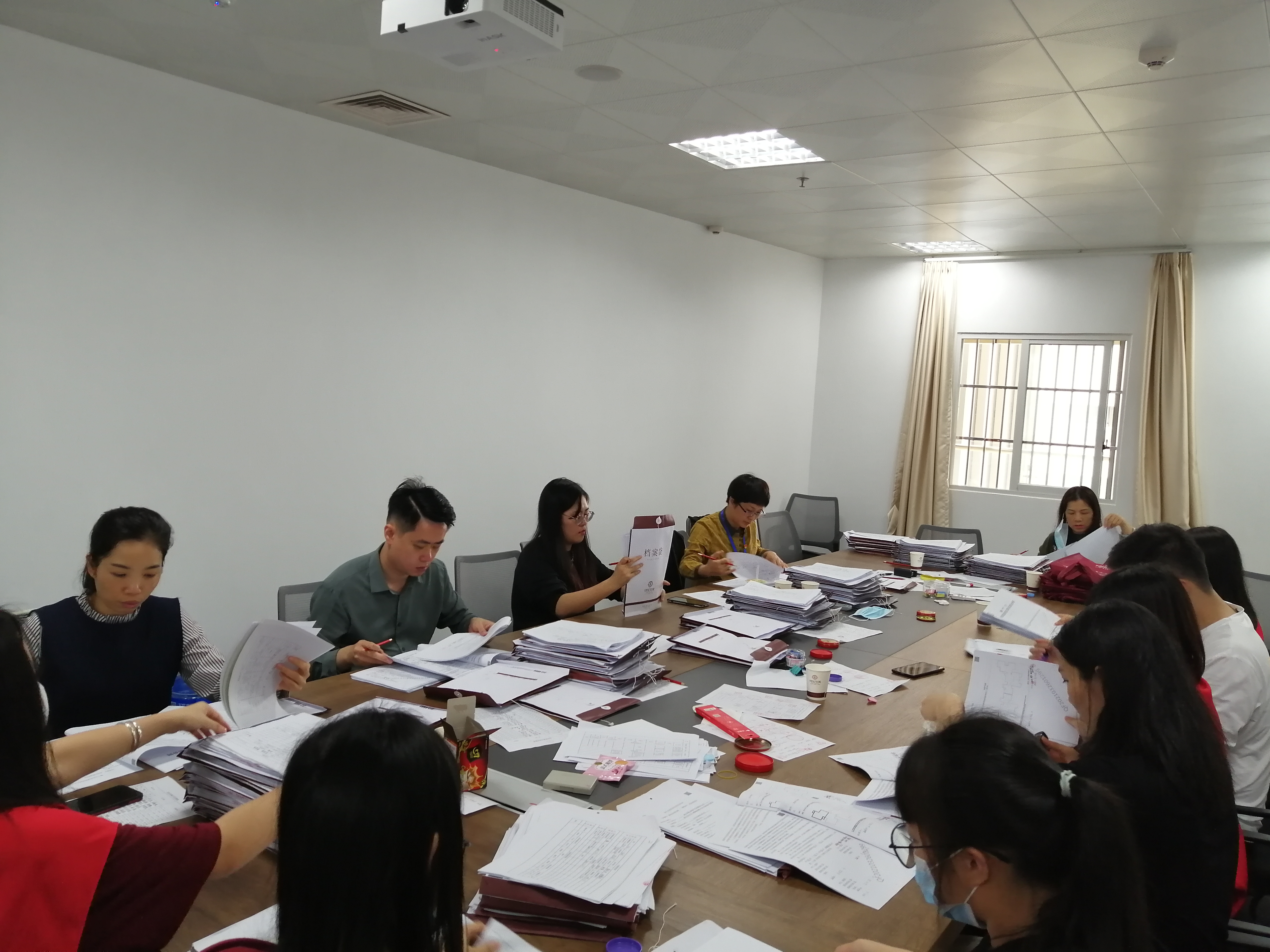 /QJ_775666352733.jpeg 公司各部门支援半岛(中国)世纪花城签约.jpeg